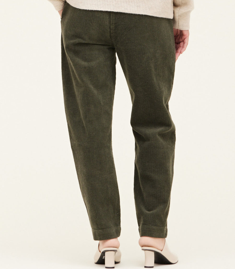 Tapered Cord Pants- Olive