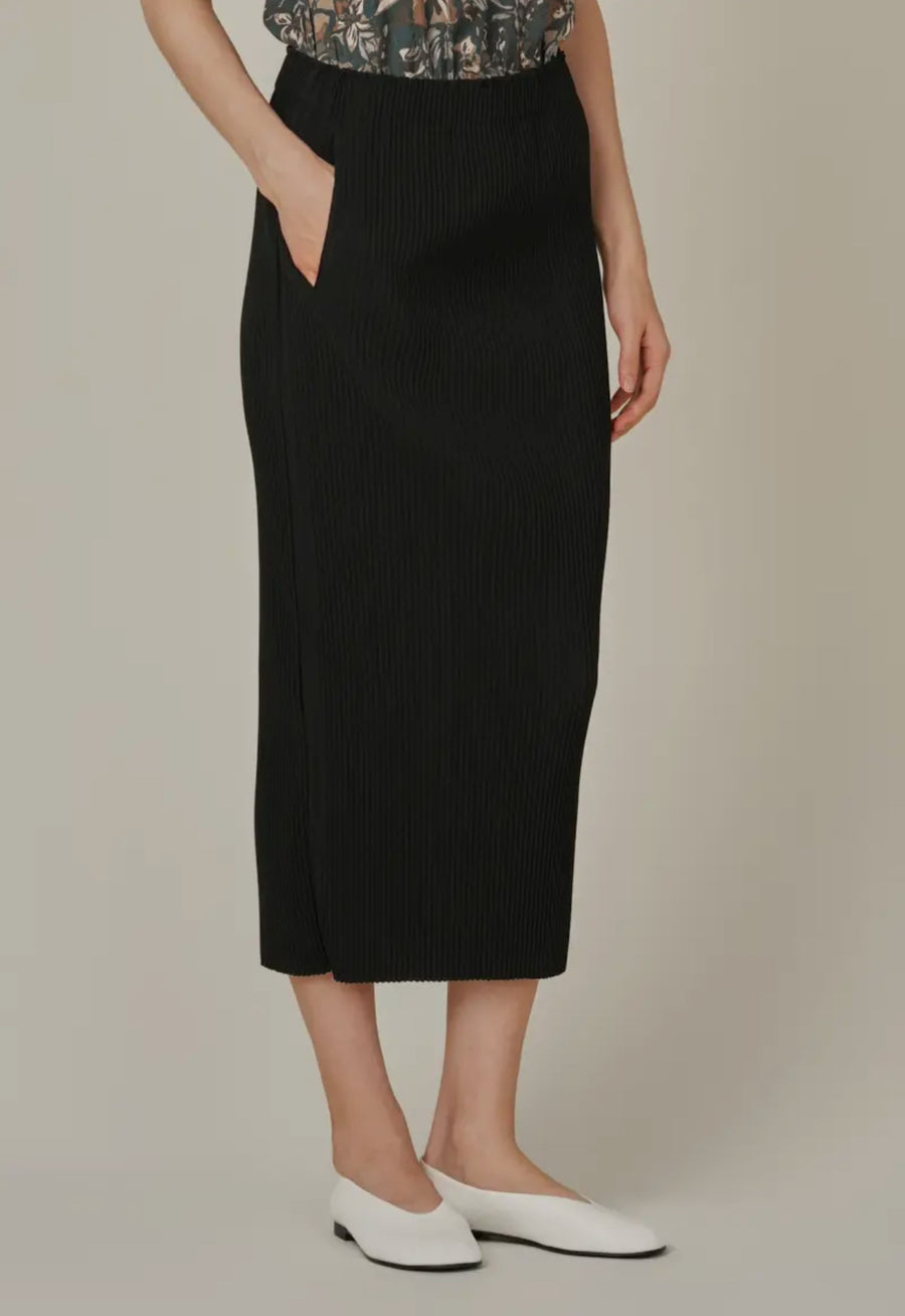 Pleated Skirt- Black