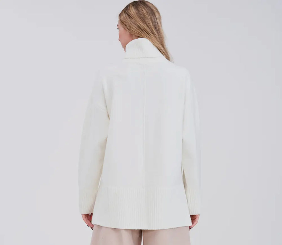 Cozy Turtleneck- Ivory