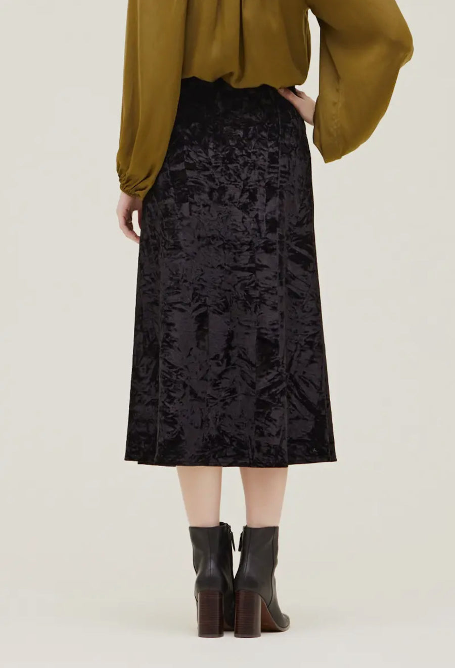 Velvet Skirt- Black