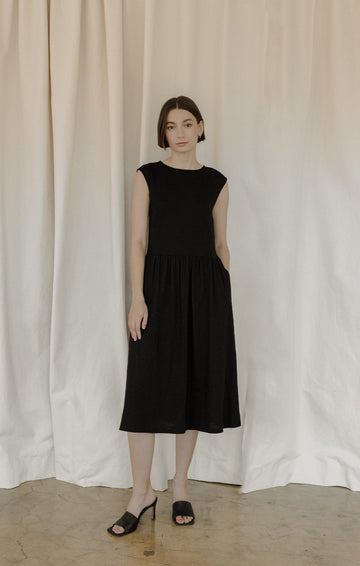 Cotton Slub Knit Dress- Black