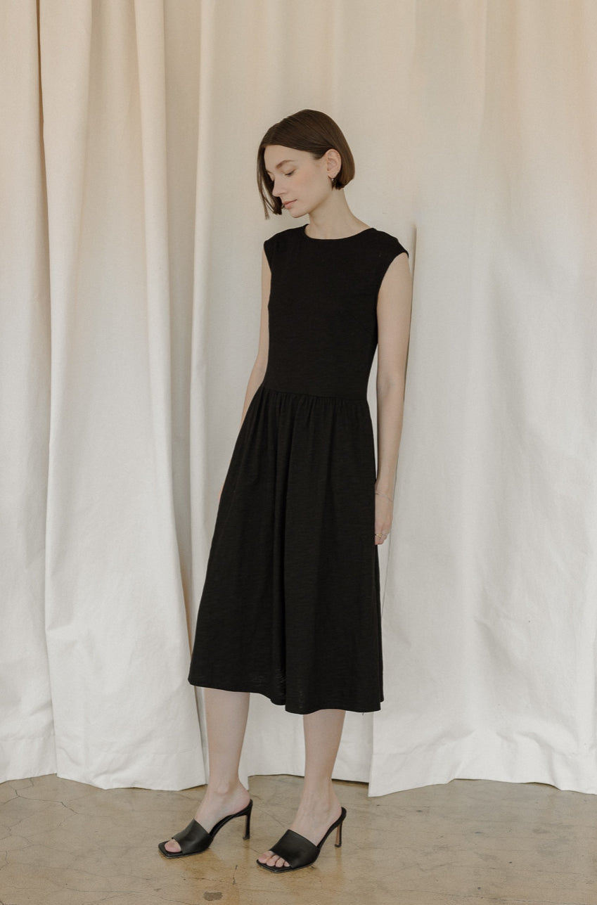 Cotton Slub Knit Dress- Black