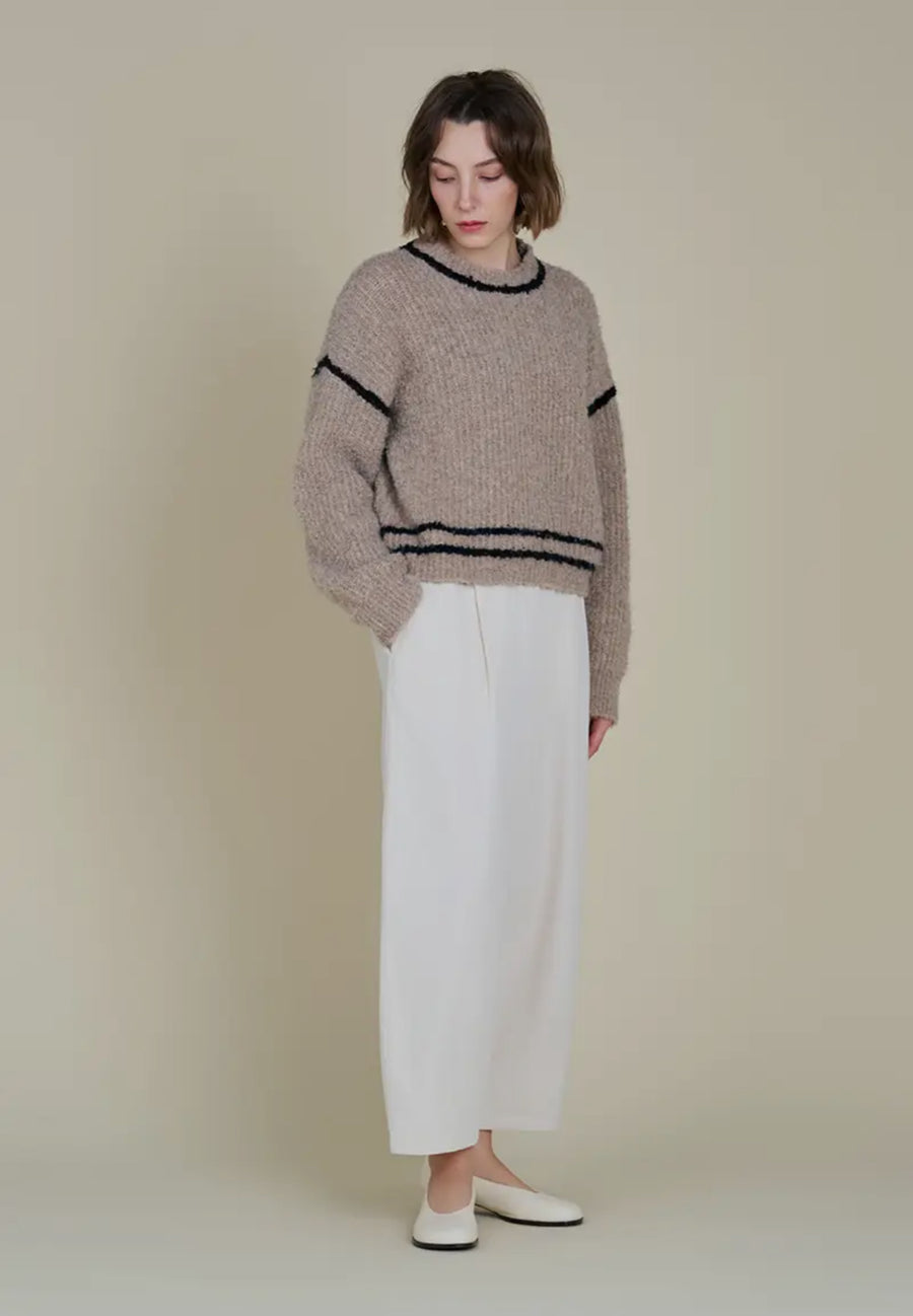 Contrast Outline Sweater- Oatmeal