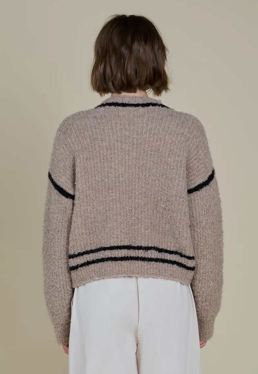 Contrast Outline Sweater- Oatmeal